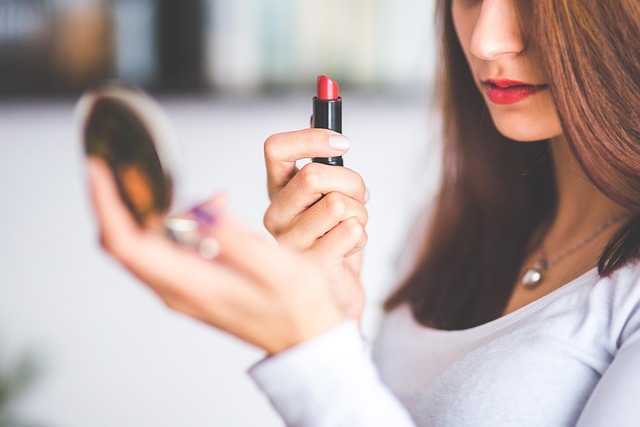 Haaruitval bij vrouwen: oorzaken en oplossingen